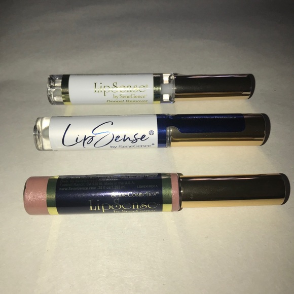 Lipsense First Love Bundle: Lipcolor Gloss Remover - Picture 2 of 10